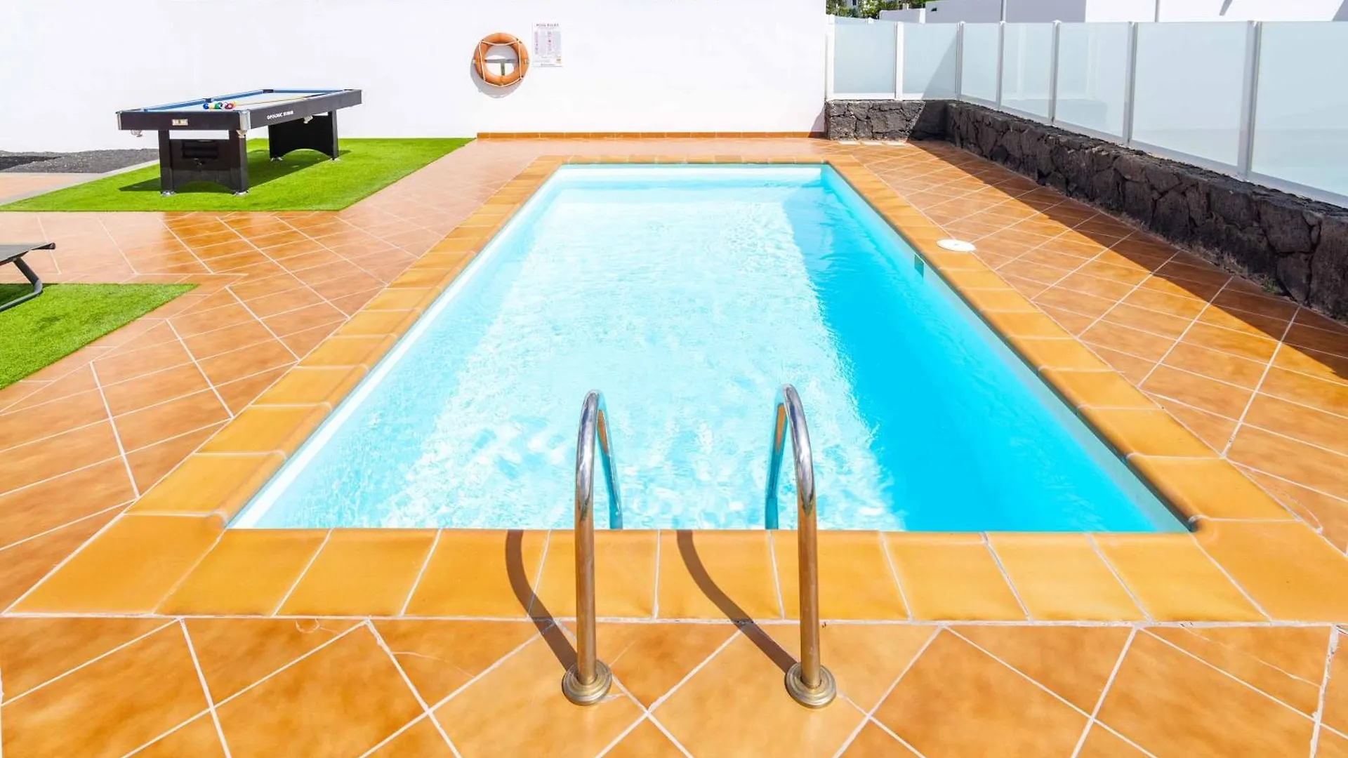Villa Sargo Playa Blanca  Spain